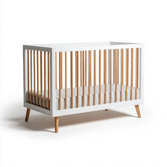 Lit bébé à barreaux blanc et bois naturel 120 x 60 cm en pin massif rectangulaire